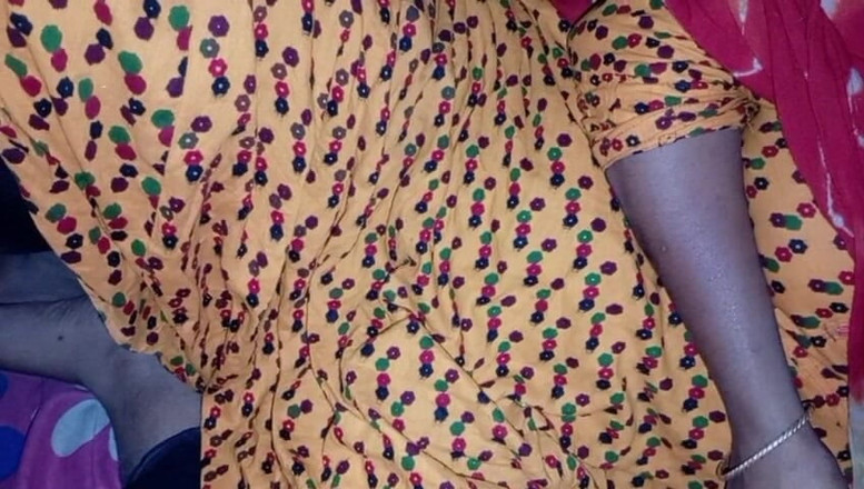 Real Time Enjoy: Une bhabhi du village et moi