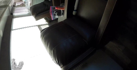 Jane Cane: 배다른 아들에게 섹스를 구걸하는 새엄마(pov)