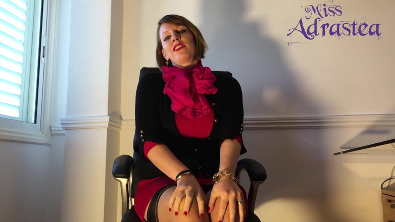 Miss Adrastea: İş kadını seni pp mastürbasyonu için eğitiyor!