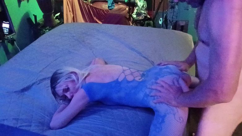 Penelope Pousse: Penelopes neuer "knallte in etwas blauem"