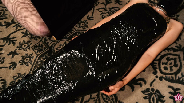 Good Giirl Mila Maeve: Moulded Into Mistres Roxy's Latex Sex Toy
