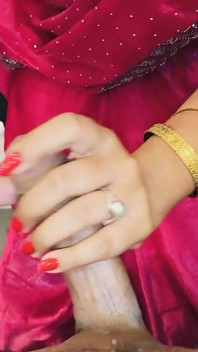 Desi indiano bellissimo servizio in camera OYO MMS audio hindi, Desi bella camera Survice sesso hardcore con la figa stretta xxxx in sari