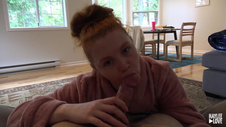 Haylee Love: Cà phê nóng