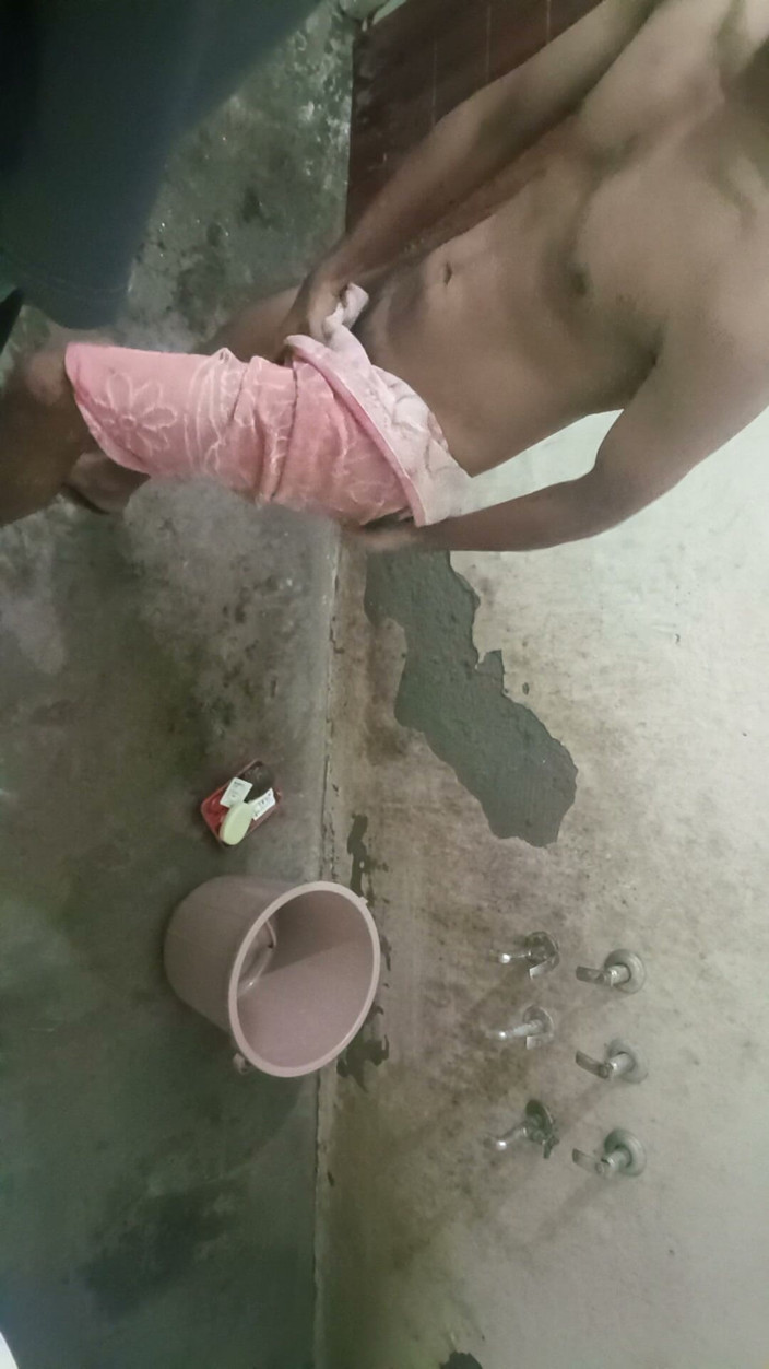 TranquilCulture: yuva larke ki chudaee aaj uska parphekt sharir dikhaati hai