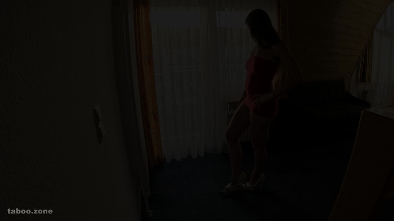 TabooZone: Rozdrtila jsem boner mého trpaslíka