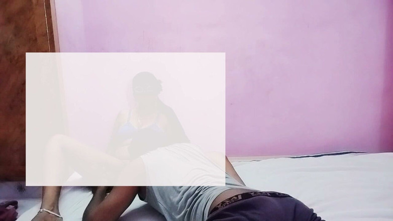 Maaya-chaiya: Malayalam Girl Pussy Eating with Audio
