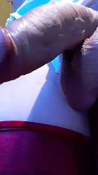 Velký penis, který vyvrcholí bez lzeových rukou