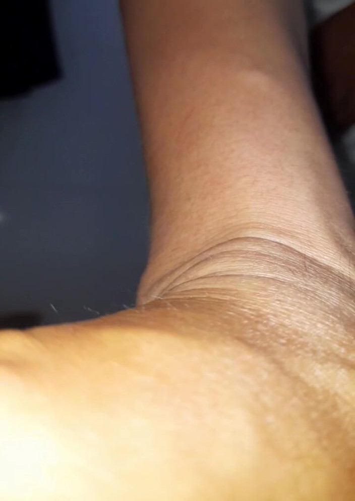 Naomisinka: Fetiș cu lenjerie lungă din satin alb, spermă