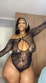 BBW striptease & analspiel