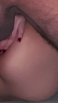 Komşu orta yaşlı seksi kadın bacaklarını açıyor bölüm 1