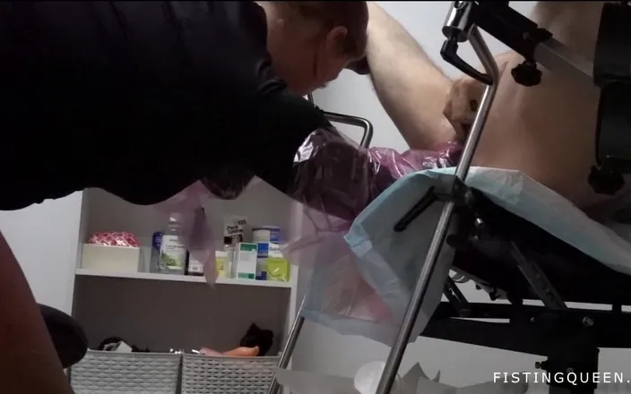 FISTINGQUEEN: Gyno Chair Double Anal Femdom Fisting Extreme