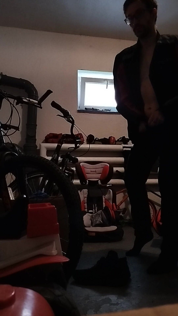 kickerscooter: 자위하고 젖탱이로 자위해