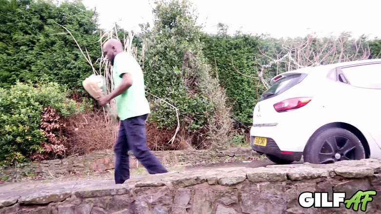 Gilf AF: Ruby Rules: Kapitulasi lengkap submisif hitam