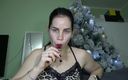 Anna Sky: Anna Gives a Hot and Sensual Blowjob with a Cumshot