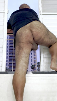 So Horny, so Eager to Get Caught, Love to Be Watched