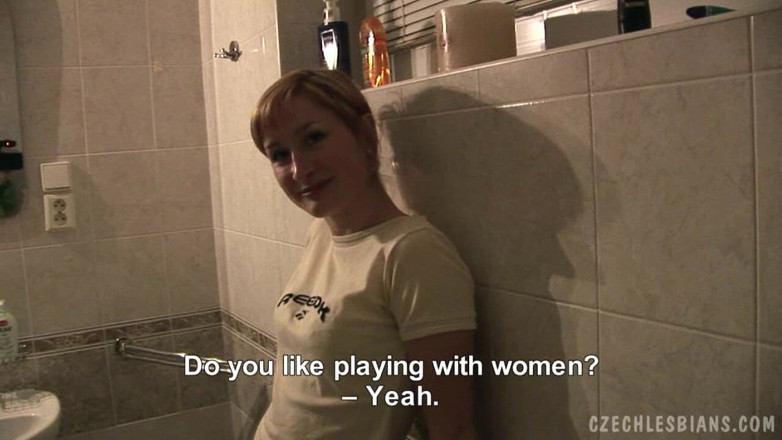Czech Lesbians: 捷克女同性恋者2 - 第1部分：舔阴的超级性爱 - 数十个女孩吞精阴户