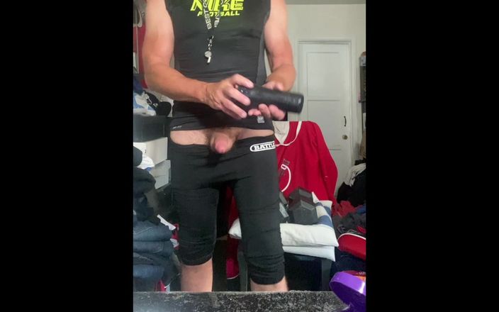 JockDad87: Sprawdź ogromny wytrysk trenera Jockdad87