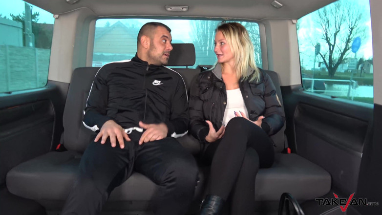 Take Van: Blonde minx enjoys on the van backseat with a rod...