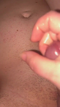 Handjob amatur buatan sendiri dan pancutan mani besar