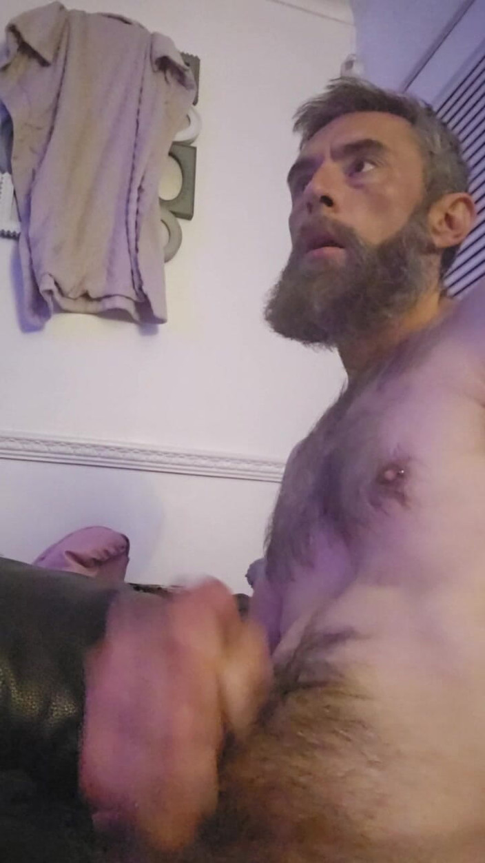 Smoking stoker: Grote lul trekt af