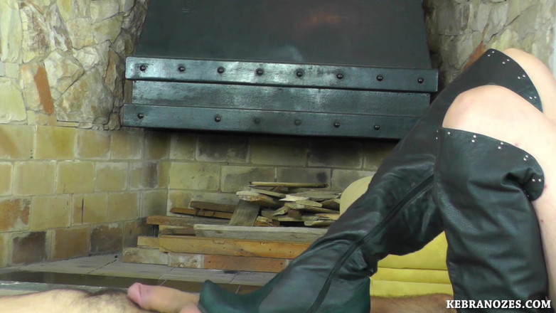 Kebranozes: Ballbusting konkurz s Ninfou