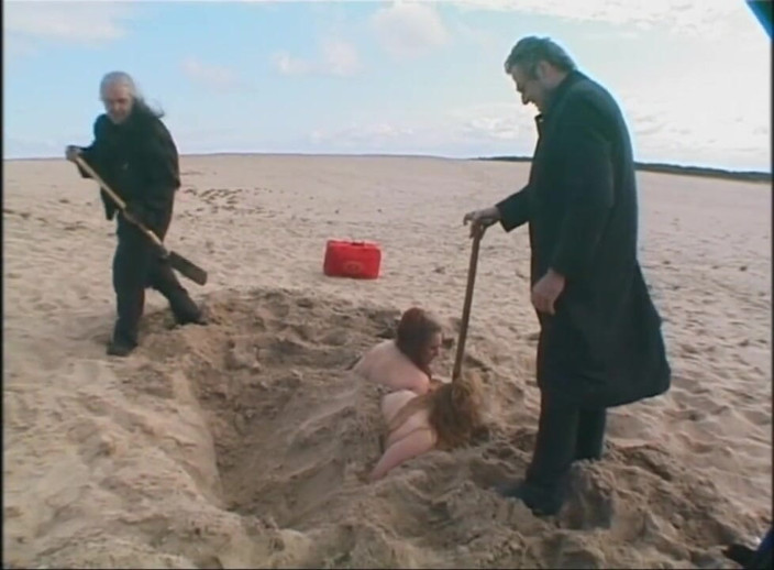 Absolute BDSM films - The original: Fat ass and spanking, on the beach part 2