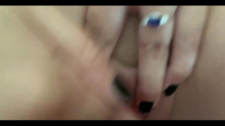 Keira_xxxxxx: Hier is het andere deel van die video voor uw...