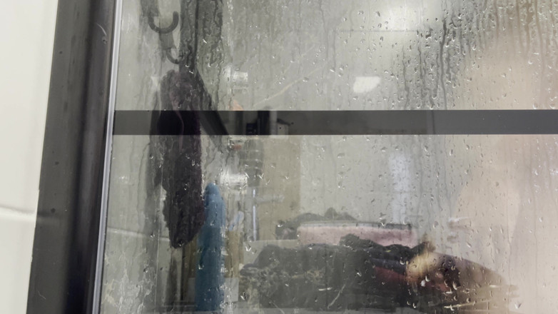 Aimeronds: Watch Me Taking a Shower 2