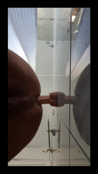 你喜欢我的新玩具吗???
