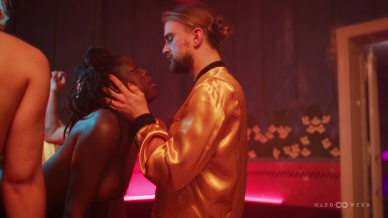 HardWerk: Sheer and Loving with Las Bangers