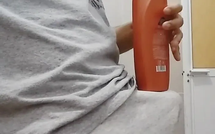 Alex Sixel: Big bulge in the shower - Compilation