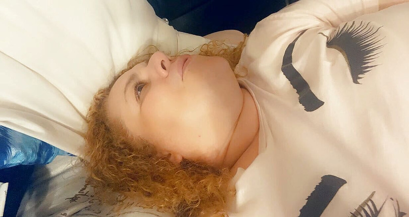 Curvyliz9: Chat video