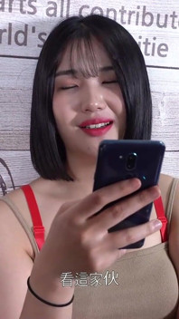 Sexul sexy al unei surori mai mari cu dorință maximă și al unui bărbat cu inimă pură