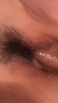 Remaja Jepun kurus dikongkek secara rahsia oleh ayah tiri selepas golf tanpa ditapis