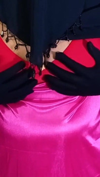 Bhabhi seksi India berkongkek dengan hambanya di rumah