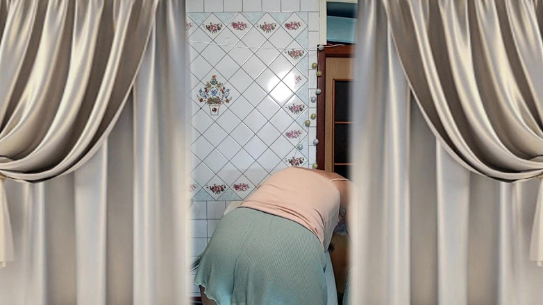 Lukerya: Ateşli ev hanımı Lukerya sabahları mutfakta dans ediyor.