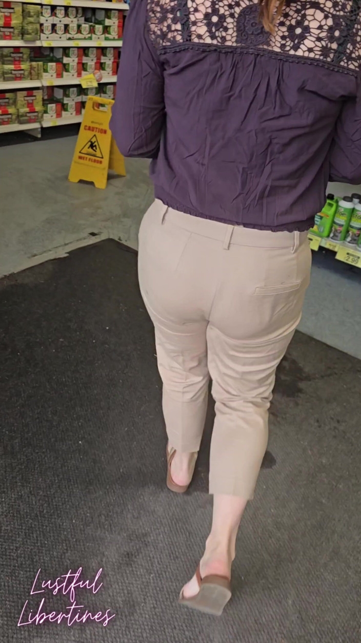 Lustful Libertines: Carpark Blowjob &amp; Shop Cum Walk