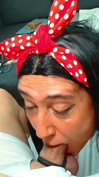 Biancaneve viene distrutta analmente!