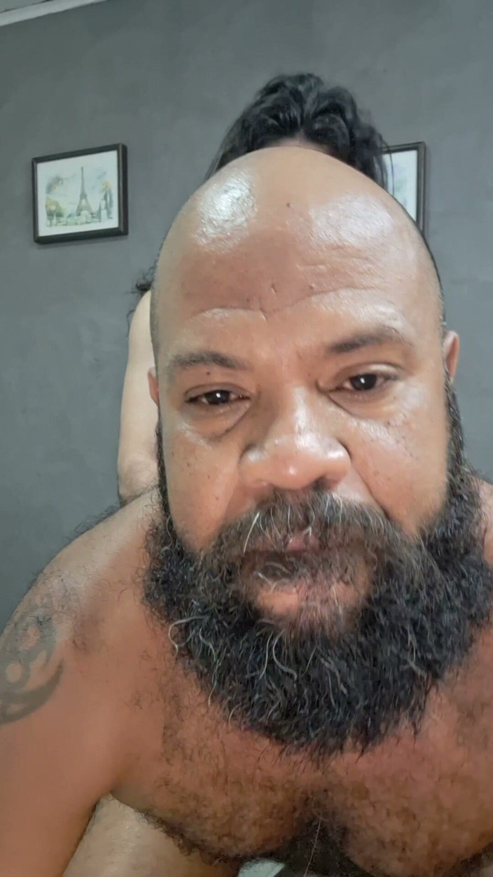 Tio Barbudo: 내 후장 깊숙이 들어온 바이킹