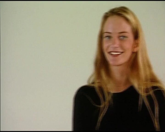 Deutsche Madchen: Elegantní holka z Německa dostala její perfektní oblečení, ale spodní...