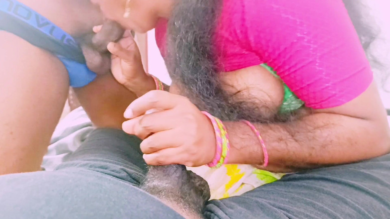 Telugu honey lips: Desi Telugu seksi ipek bebek ateşli oral seks hareketleri. Telugu...