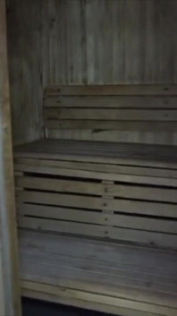 Giovane latino etero scopata dal grosso cazzo di fred in sauna