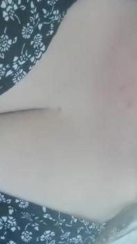 Quick Cleavage Flash in the Car