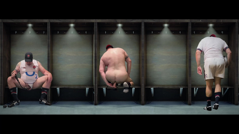 uktattooedchub74: 更衣室幻想 - 橄榄球版