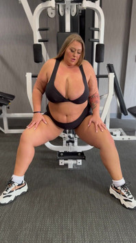 Blonde BBW MILF
