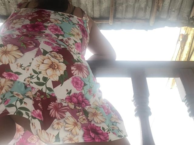 Filming My Stepsister's Wife From Below (Katrina 4 deluxe)