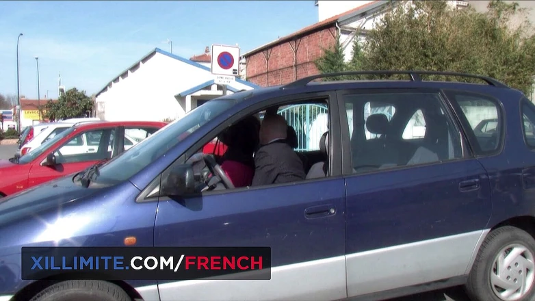 French girls at work: Threesome with busty French MILF Clanddi Jinkcego