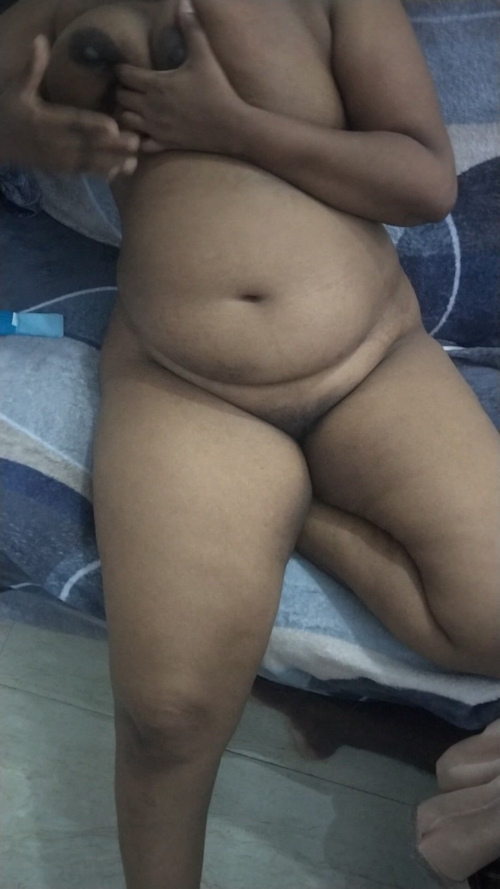 Tamil lesbian: ผ่อนคลายหลัง BDSM