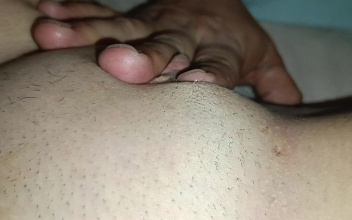 MaturecoupleVe: My Husband Eat My Wet Pussy in the Morning