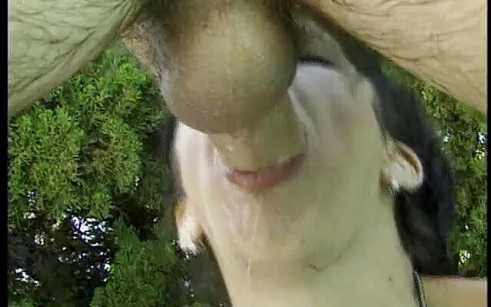 Oral Sluts: Brunette lady face fucked by big cock that facialized her